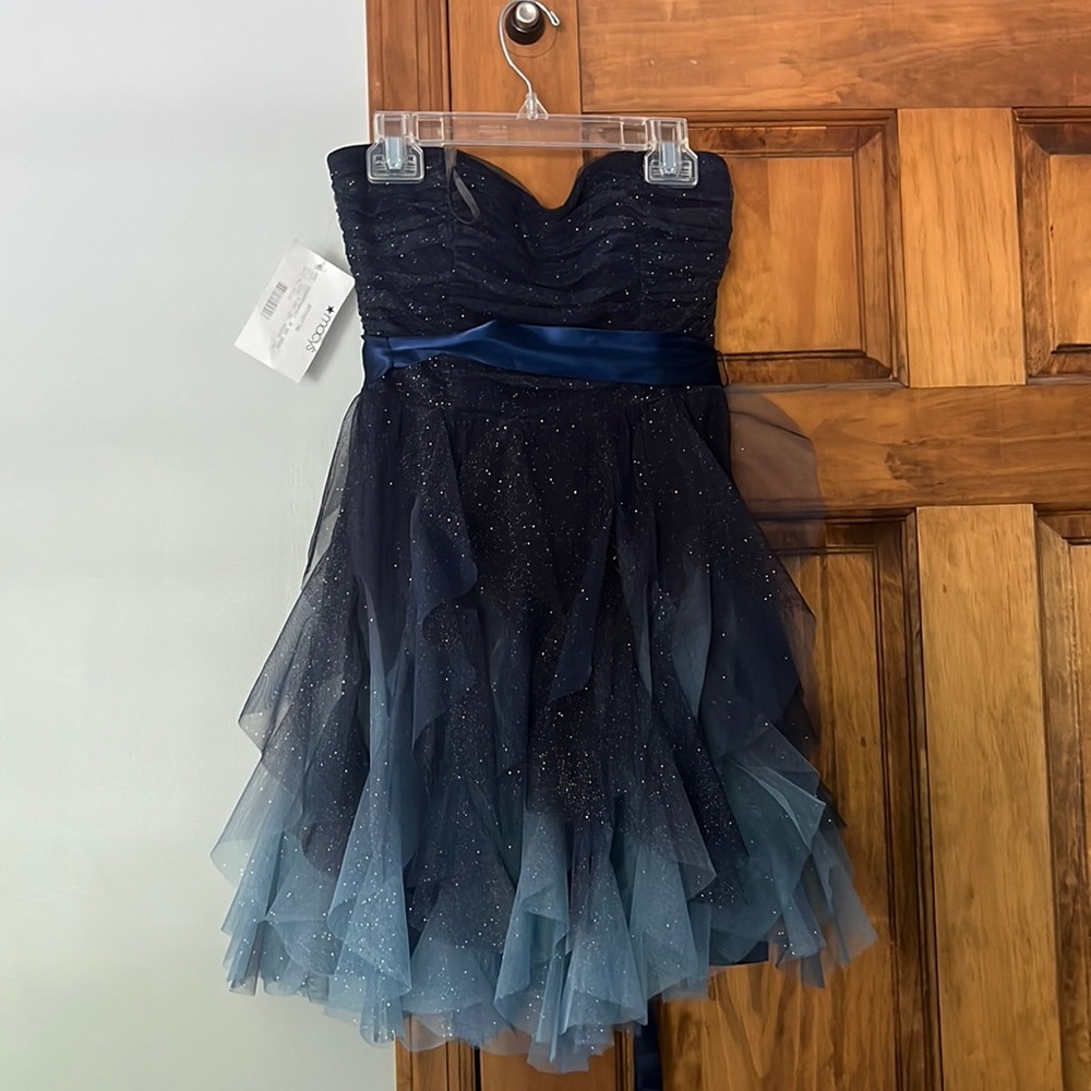 Size 5 Juniors sparkly fairy dress
